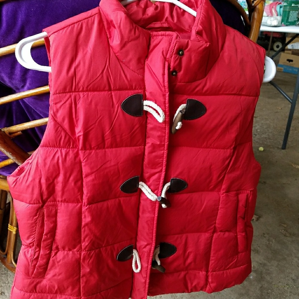 Puffy vest